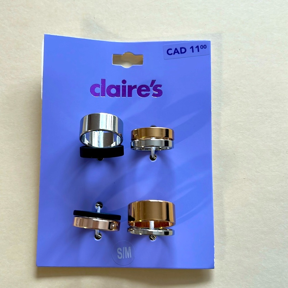 Set of 8 rings metal